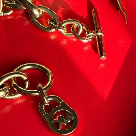 MICHAEL KORS Bracelet,Michael Kors Gold Chain Bracelet - Picture 5 of 8